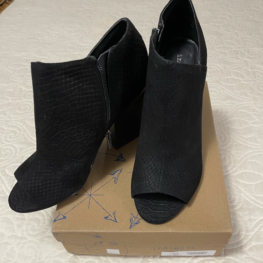 Indigo Rd black faux suede booties,  new in box.